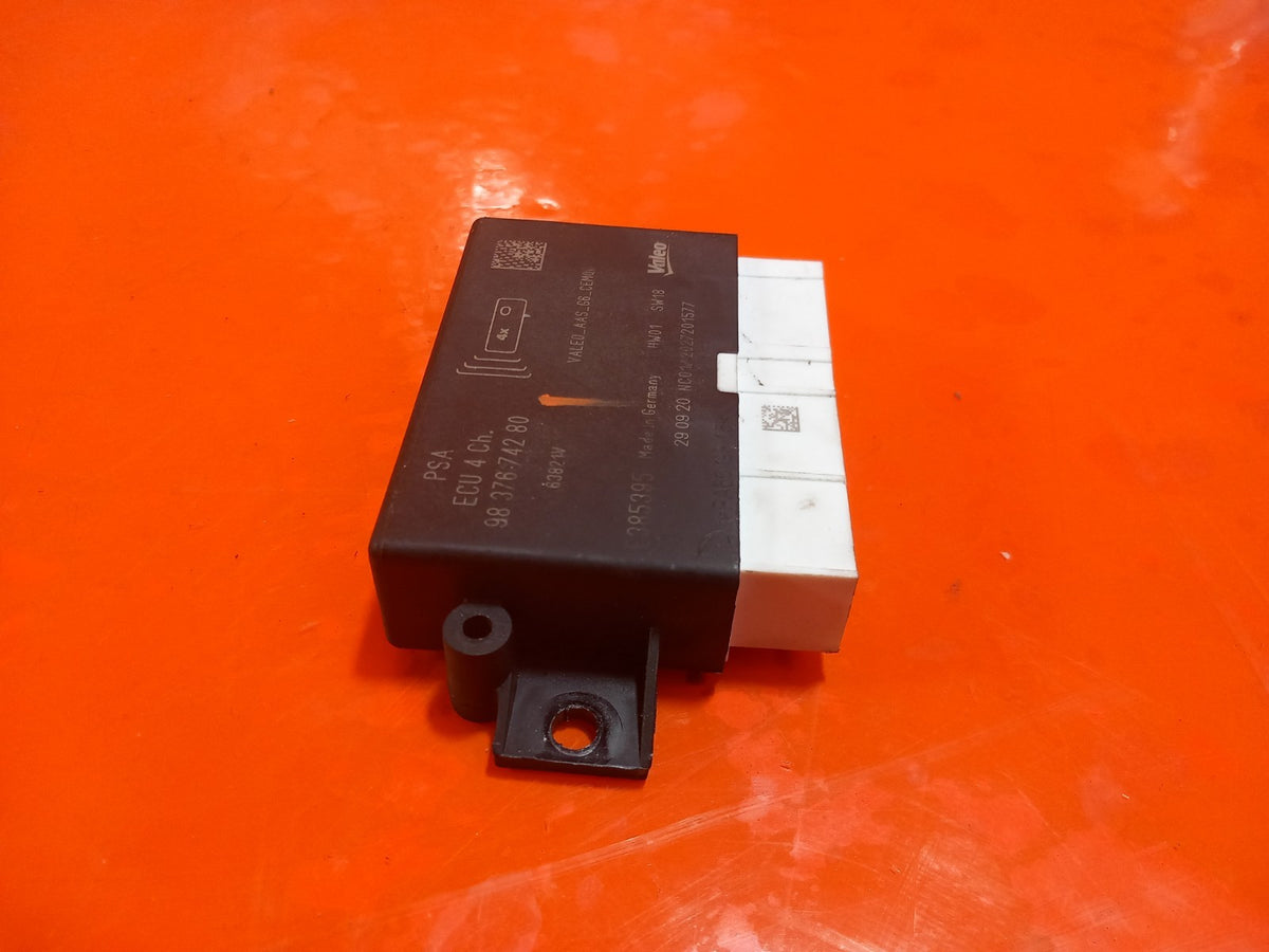 Vauxhall Combo MK4 1.5 Diesel 2020 Parking Assist Control Module 9837674280 A414 - Image 8