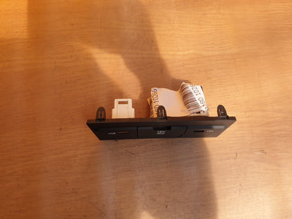 ebay-src:https://i.ebayimg.com/00/s/mtiwmfgxnjaw/z/858aaoswhjtmoz~c/$_57.jpg