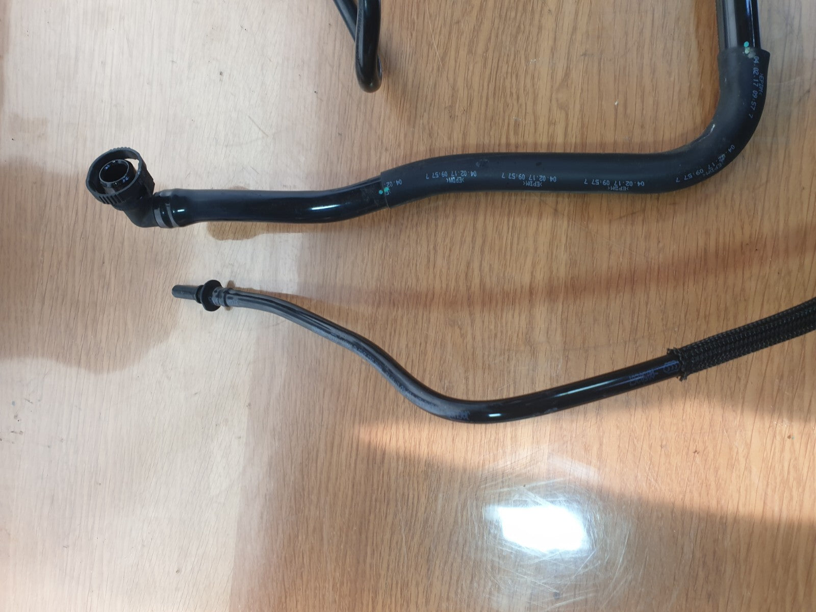 ebay-src:https://i.ebayimg.com/00/s/mtiwmfgxnjaw/z/umgaaosw-mfm4jmv/$_57.jpg