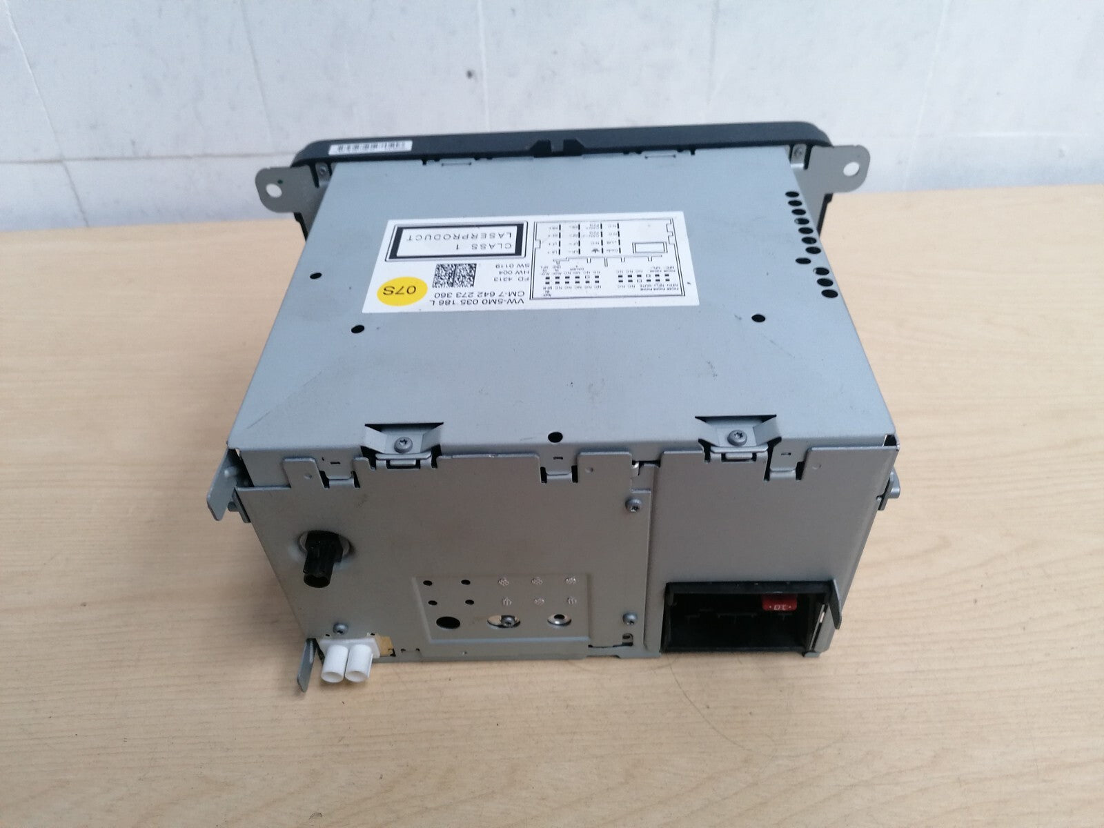 VW POLO 1.2 PETROL 2014 STEREO RADIO CD PLAYER HEAD UNIT 5M0035186L - Image 5