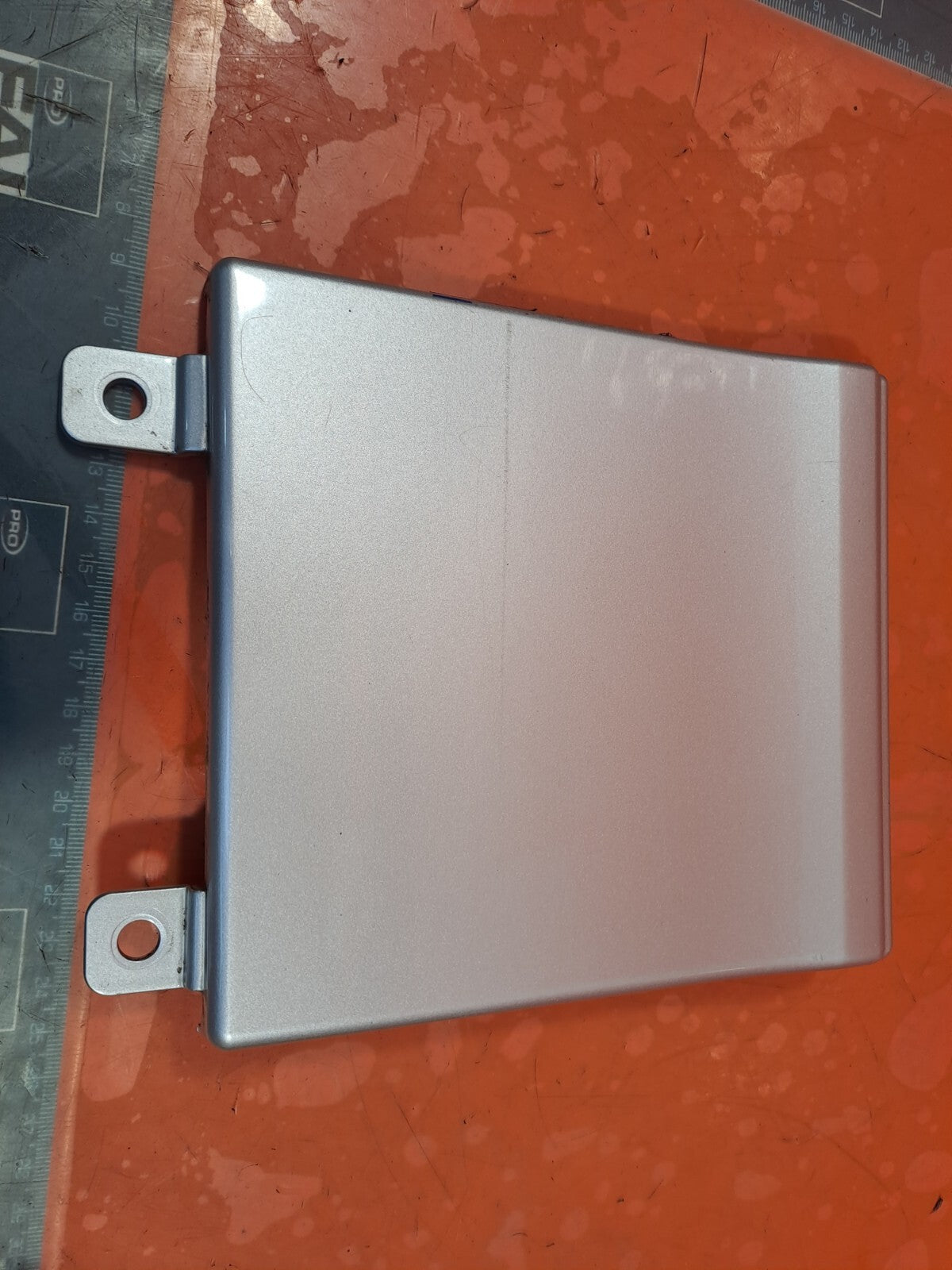 ✅2016 RENAULT TRAFIC MK3 Sl27 1.6D FUEL FILLER FLAP TRIM SILVER 788287806R A256 - Image 6