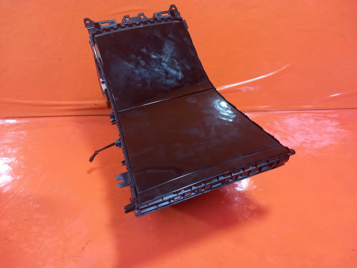 Tesla Model 3 Long Range 2020 Centre Console Storage Box 1087920-00-J A266 - Image 8