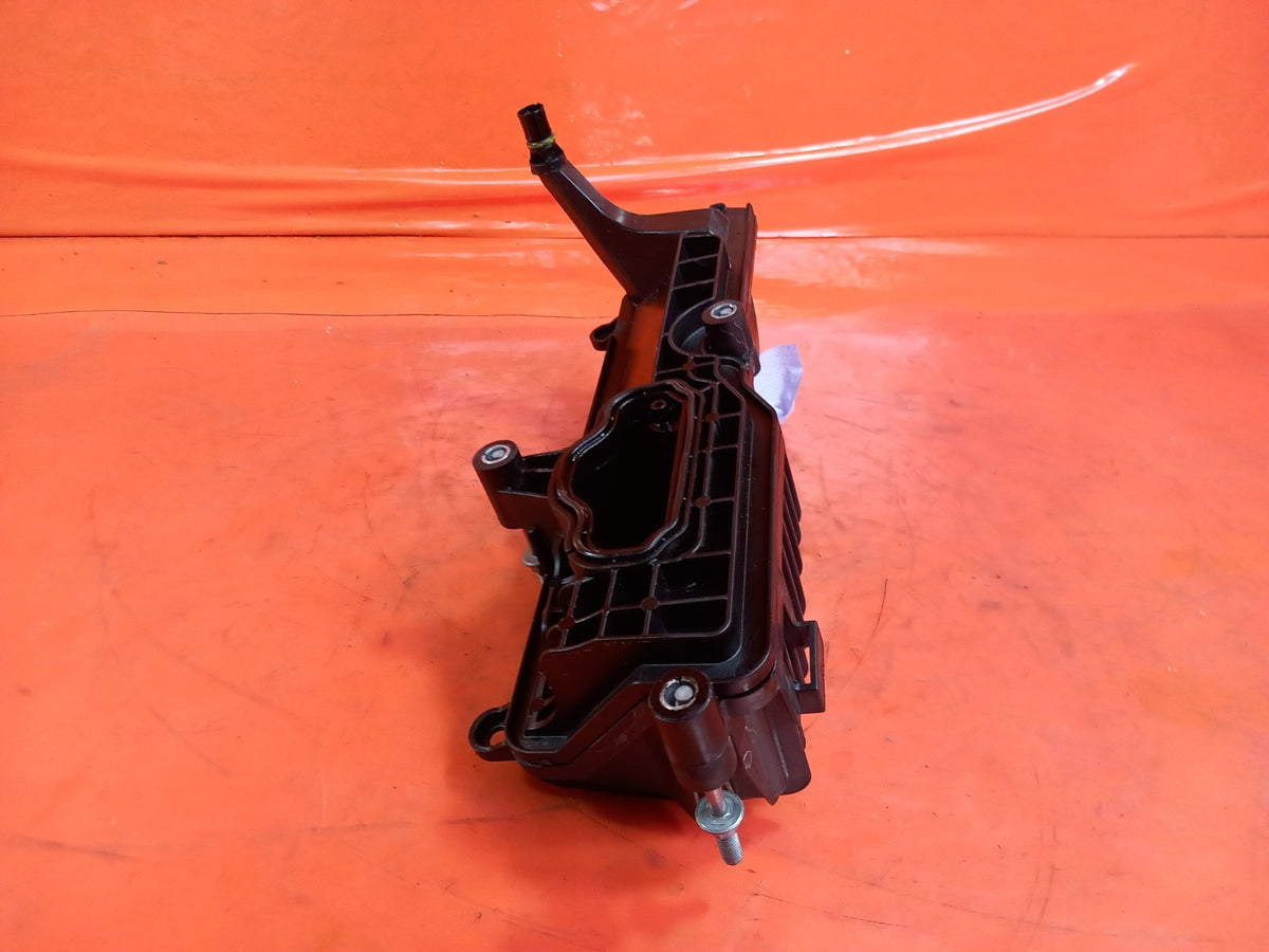 ebay-src:https://i.ebayimg.com/00/s/mtiwmfgxnjaw/z/yzqaaeswhthqibbc/$_57.jpg