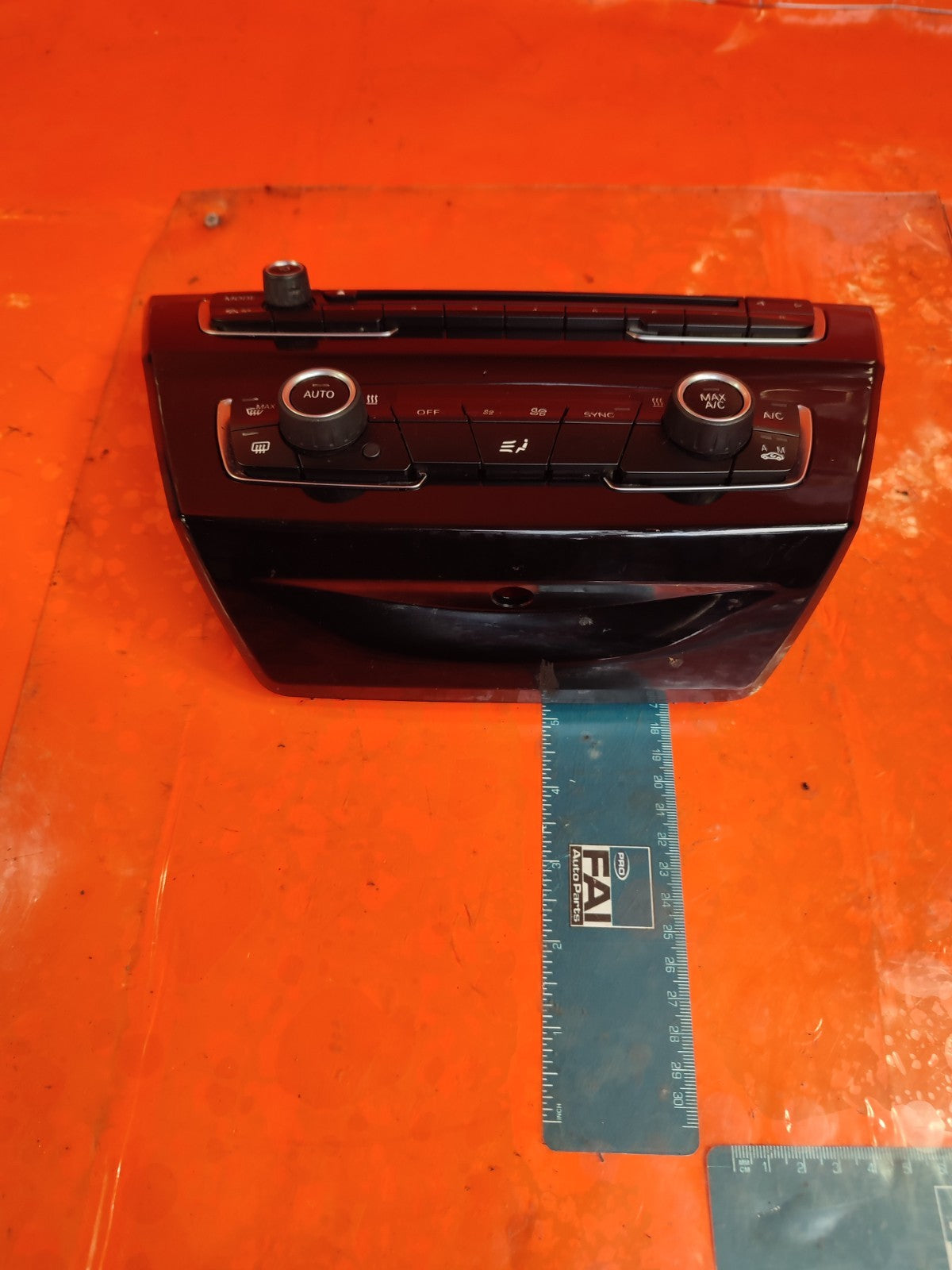 ✅BMW X1 F48 2.0 PETROL 2018 RADIO HEATER CLIMATE CONTROL PANEL 9371459 9371455 - Image 3