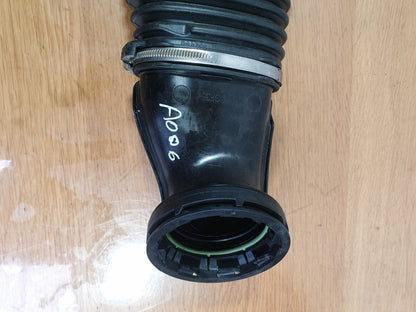 2019 MERCEDES CLS 450 W257 3.0P AIR INTAKE DUCT PIPE A2560900042 + WARRANTY A006 - Image 3