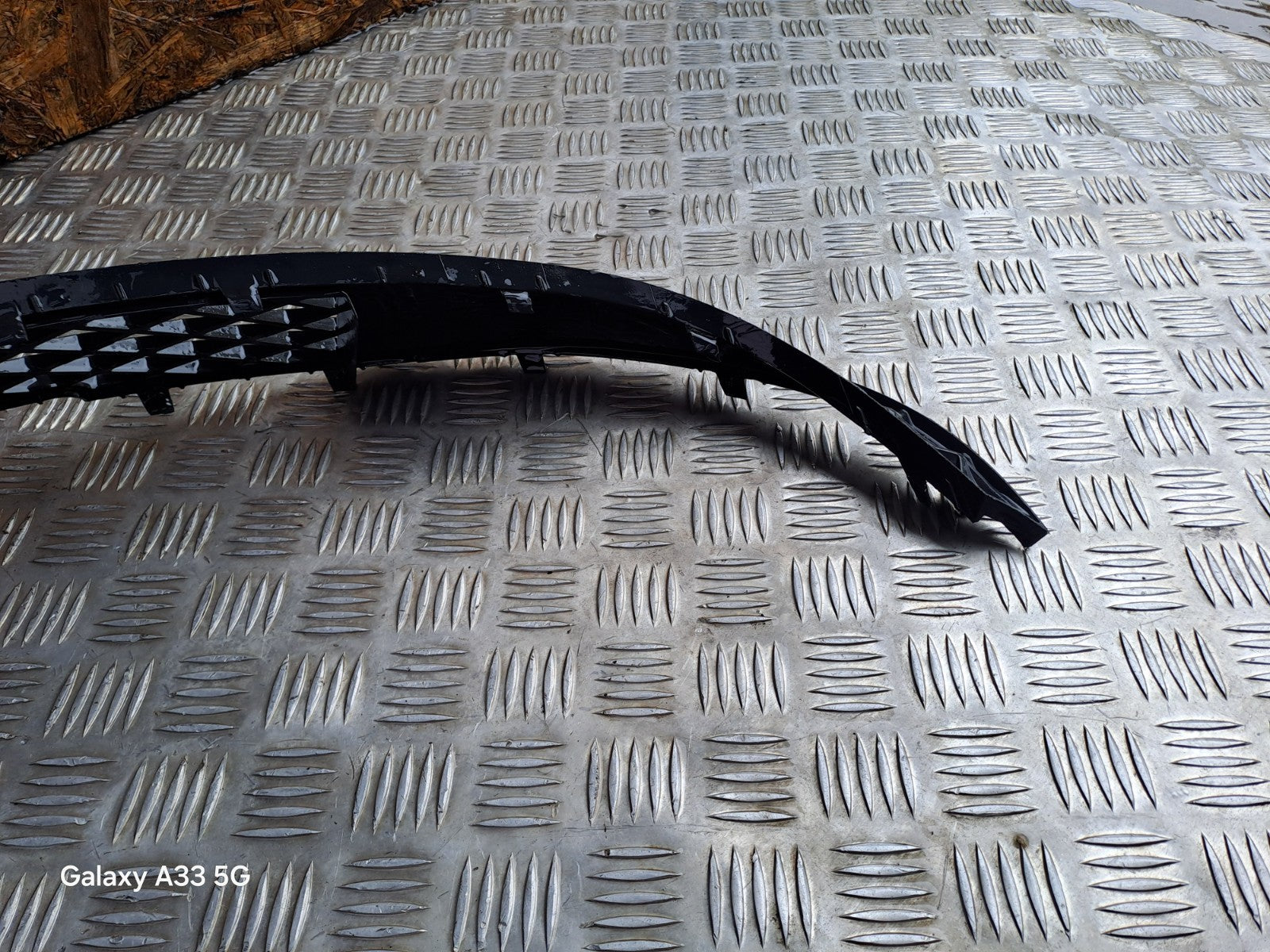✅Mercedes W176 A180 1.5CDI FRONT BUMPER LOWER GRILL A1768850022 Warranty A064 - Image 6