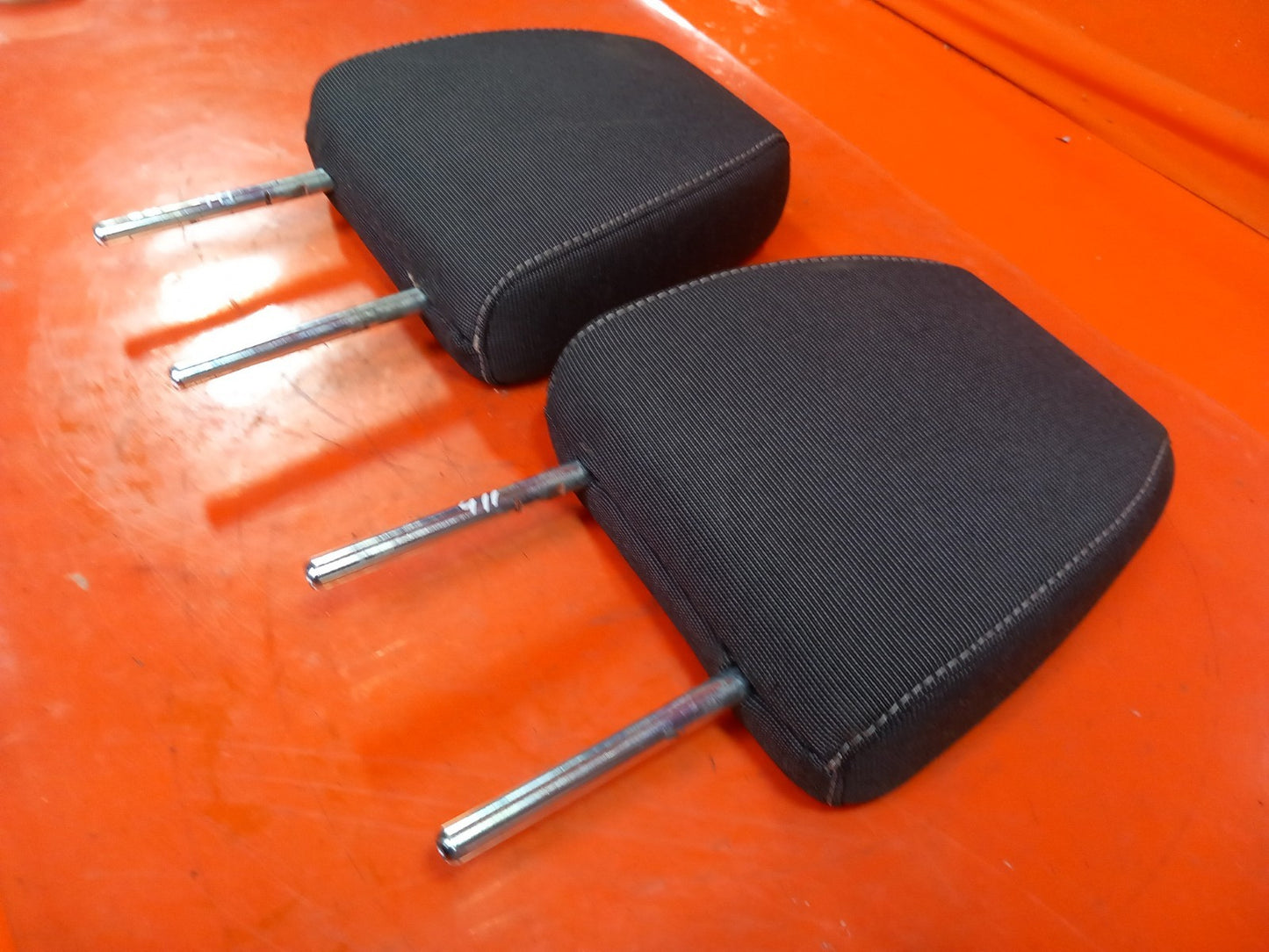 Ford Tourneo Custom 2.2 Diesel 2016 Front Headrests Pair Cloth Warranty A411 - Image 5