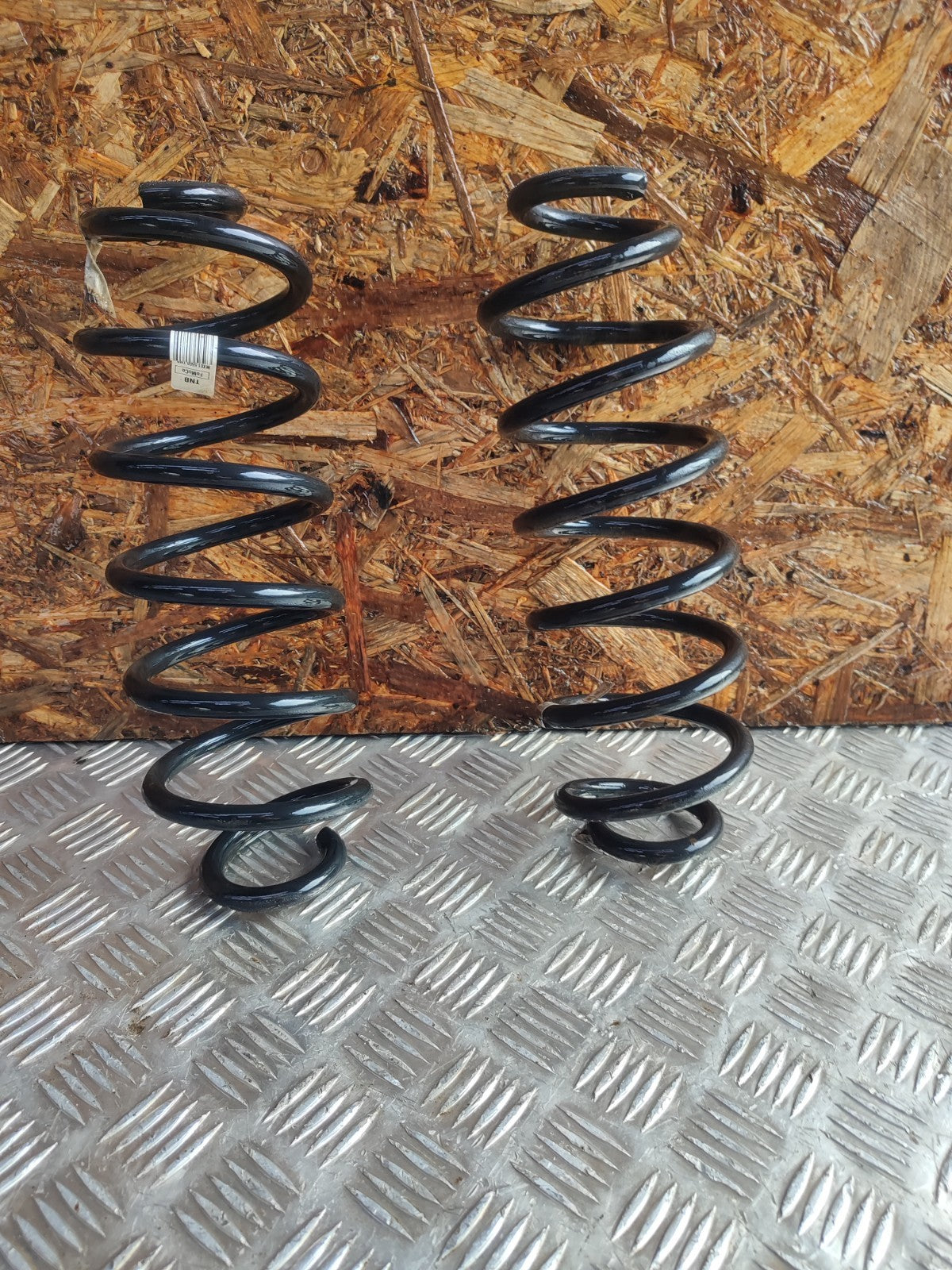 ✅2024 FORD KUGA MK3 ST-LINE PAIR OF REAR COIL SPRINGS MX61-5B859-TNB + WARRANTY - Image 5