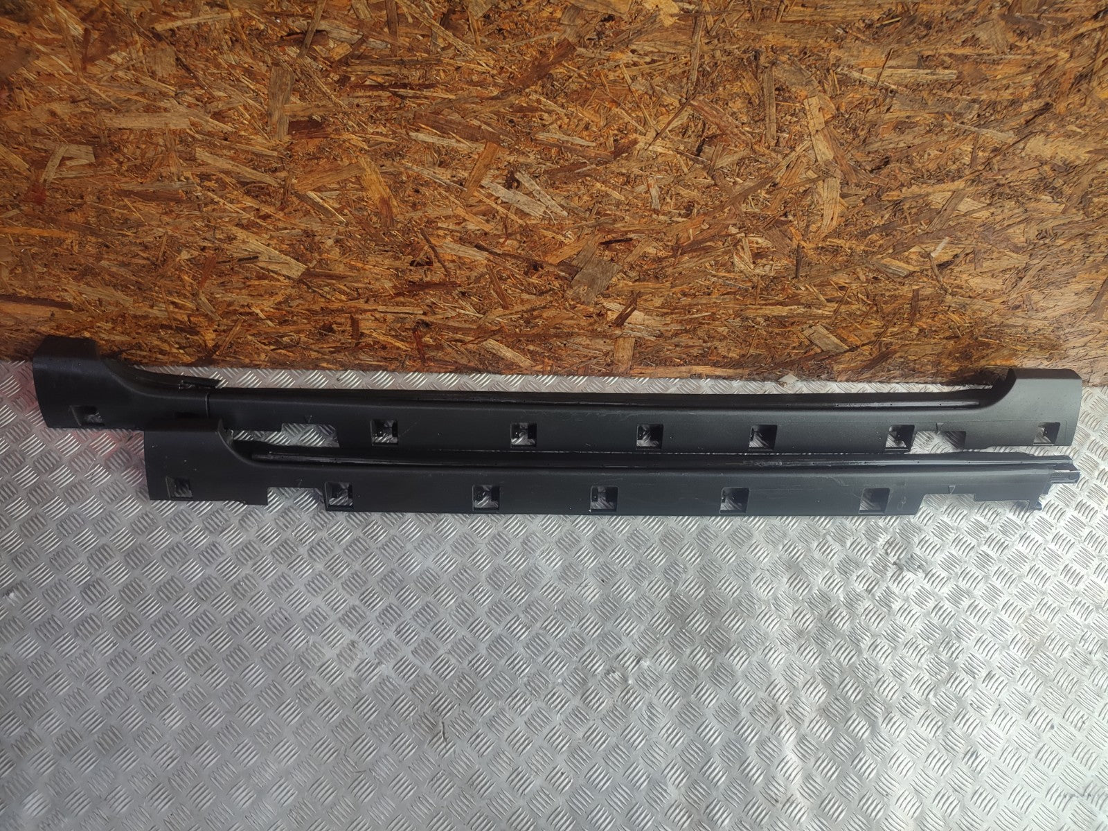 ebay-src:https://i.ebayimg.com/00/s/mtiwmfgxnjaw/z/osgaaeswhxpo0zla/$_57.jpg