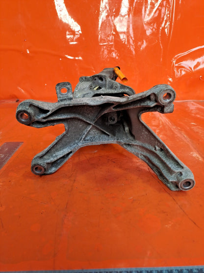 ebay-src:https://i.ebayimg.com/00/s/mtywmfgxmjaw/z/hmaaaoswwpjn9yaj/$_57.jpg