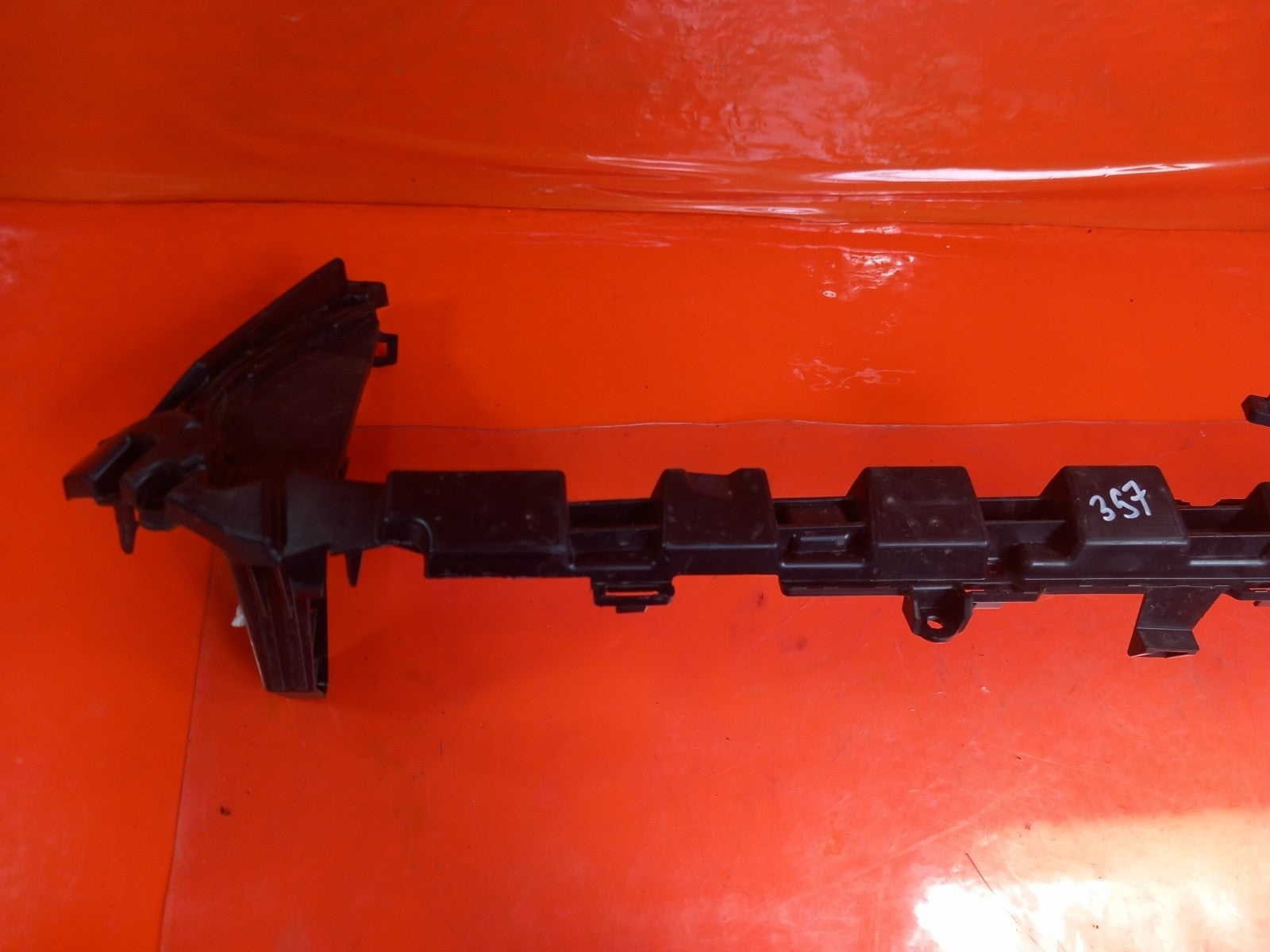 Mercedes Gle 450D AMG 3.0 Diesel 2025 Front Bumper Mounting Bracket A1678859809  - Image 3