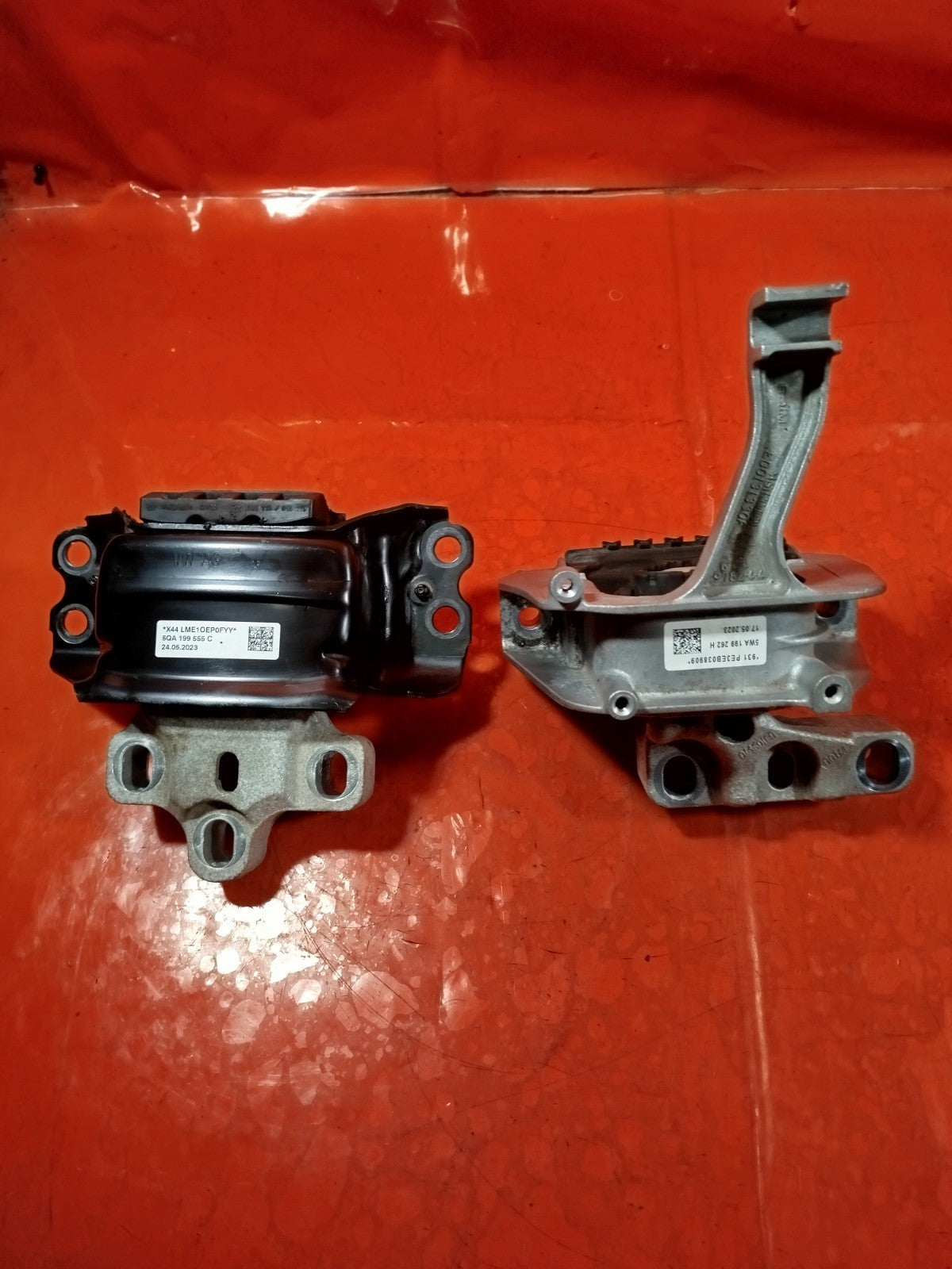 ✅2024 FORD TOURNEO CONNECT ENGINE MOUNT PAIR LEFT & RIGHT 5QA199555C 5WA199262H - Image 1