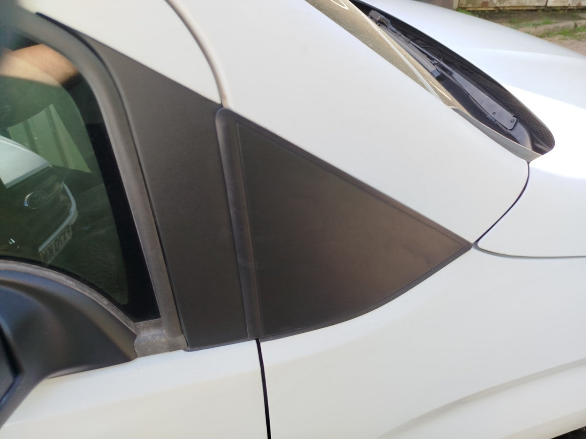 Vauxhall Combo MK4 1.5 Diesel 2020 Front Right Wing Mirror Trim Cover A414 - Image 1