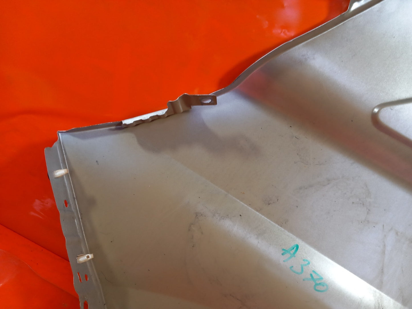 Ford Transit Custom 2.0 Diesel 2021 Front Right Wing Fender Panel Silver A370 - Image 10