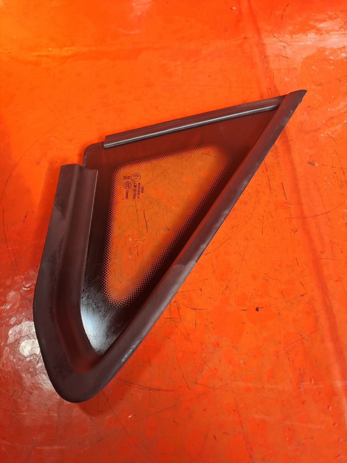 ✅FORD TOURNEO CONNECT VW CADDY 2.0 DIESEL 2024 FRONT RIGHT QUARTER WINDOW GLASS - Image 8
