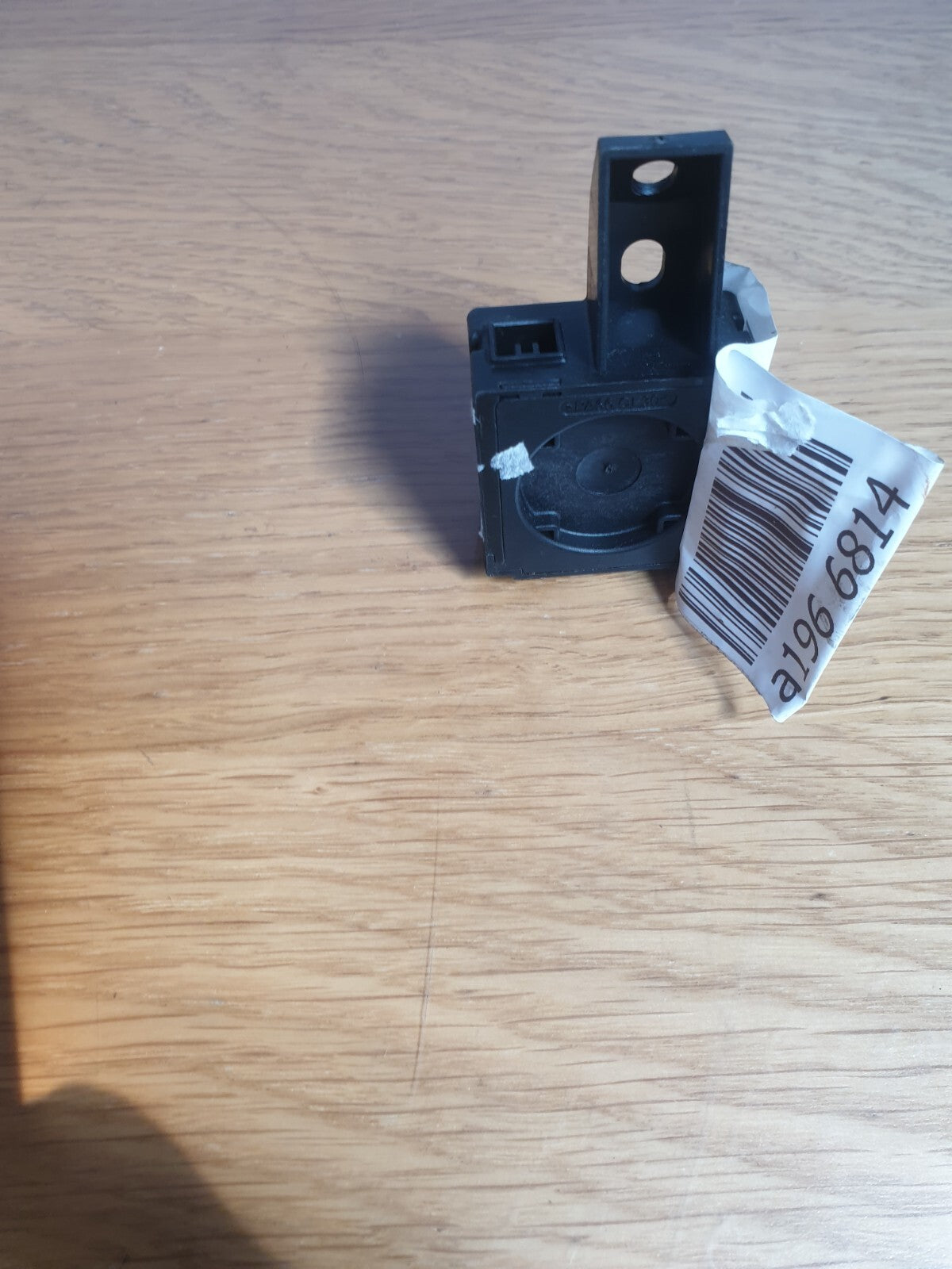 ebay-src:https://i.ebayimg.com/00/s/mtywmfgxmjaw/z/l-yaaosw2unmzc10/$_57.jpg