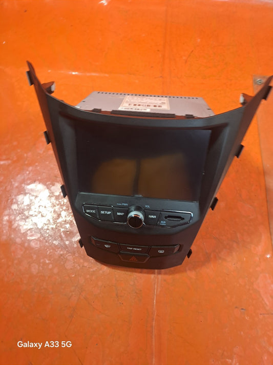 ✅SSANGYONG KORANDO 2.2 DIESEL 2015 SAT NAV MEDIA HEAD UNIT 89210-34100 Warranty - Image 2