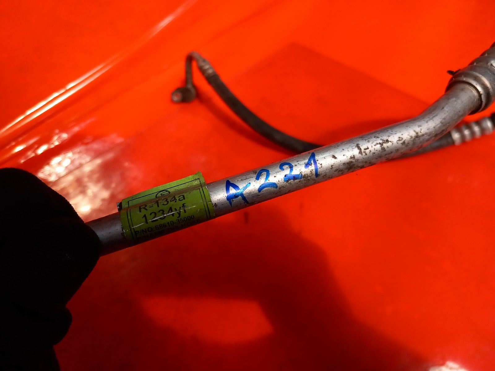 2018 Ssangyong Korando ELX 4X4 A/C Air Con Hose Pipe 68610-35000 Warranty A329 - Image 10