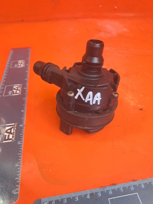 ✅MERCEDES W177 W205 W213 W247 C205 2015-2021 AUXILIARY WATER PUMP A0005003500 - Image 1