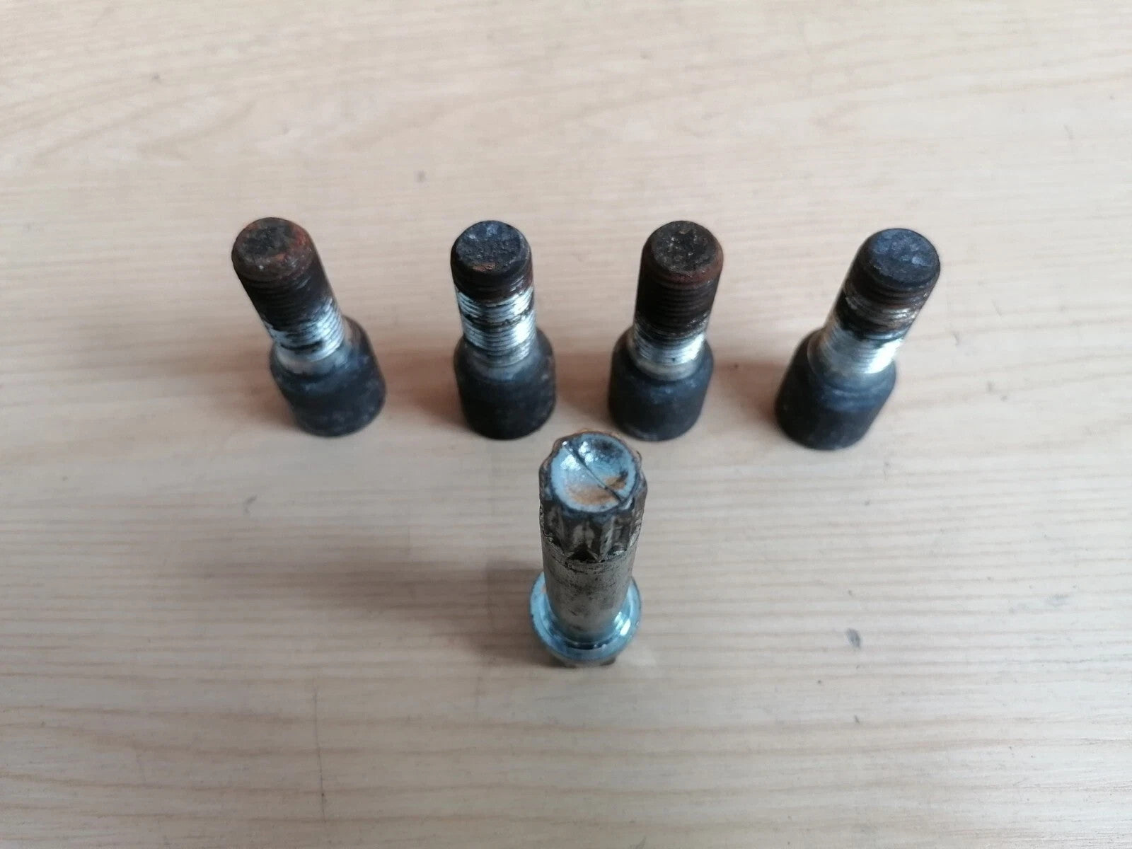 ebay-src:https://i.ebayimg.com/00/s/mtiwmfgxnjaw/z/ep4aaeswhpnp8g7o/$_57.jpg