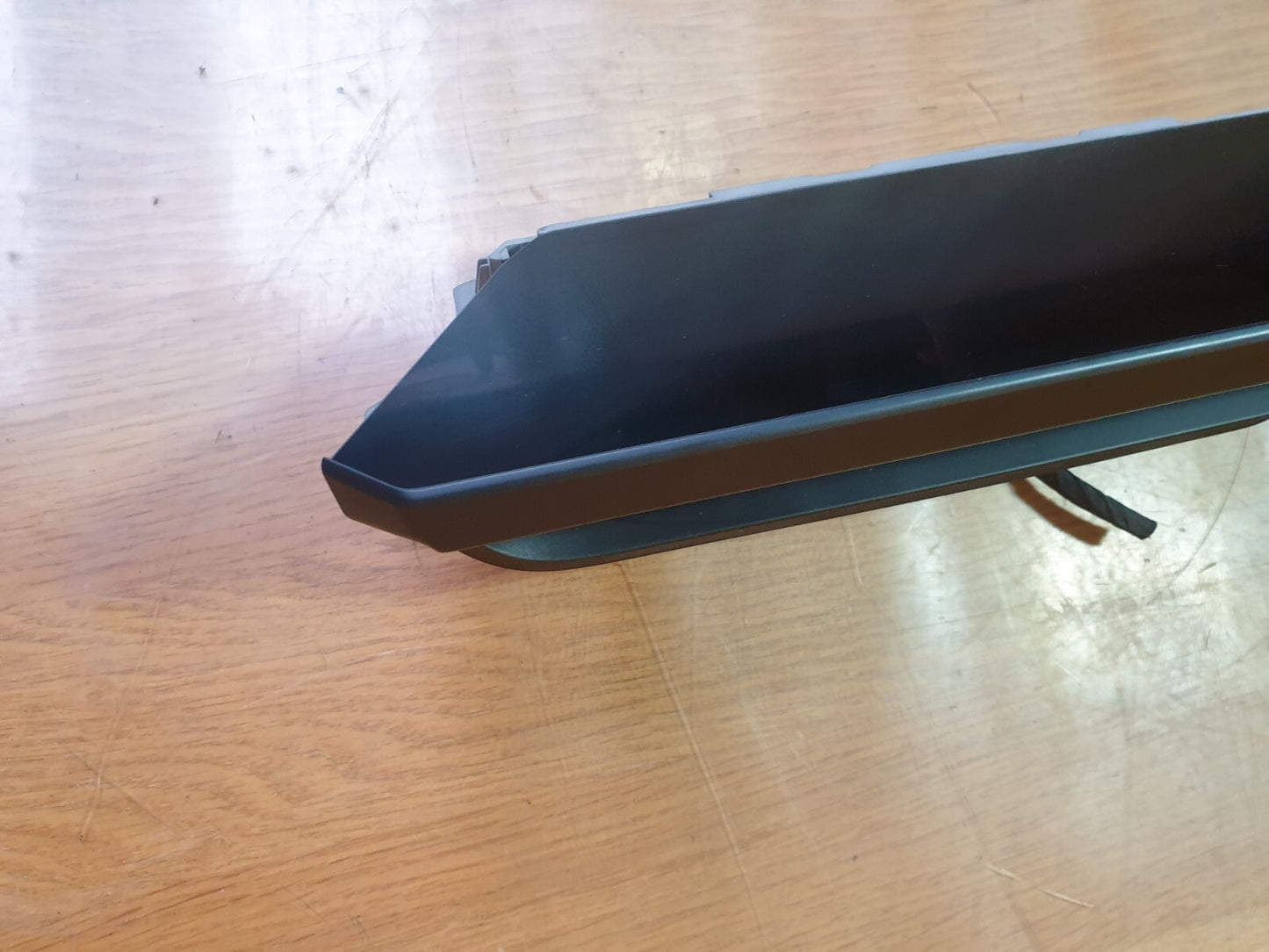 ebay-src:https://i.ebayimg.com/00/s/mtiwmfgxnjaw/z/ly0aaoswaw5mcb~v/$_57.jpg