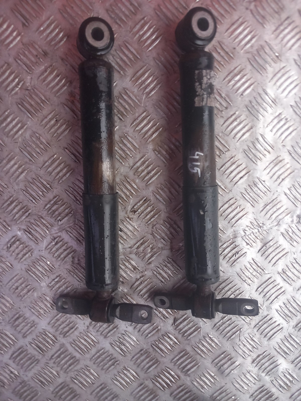 2021 Citroen Berlingo K9 Rear Shock Absorber Pair Warranty A415 - Image 1