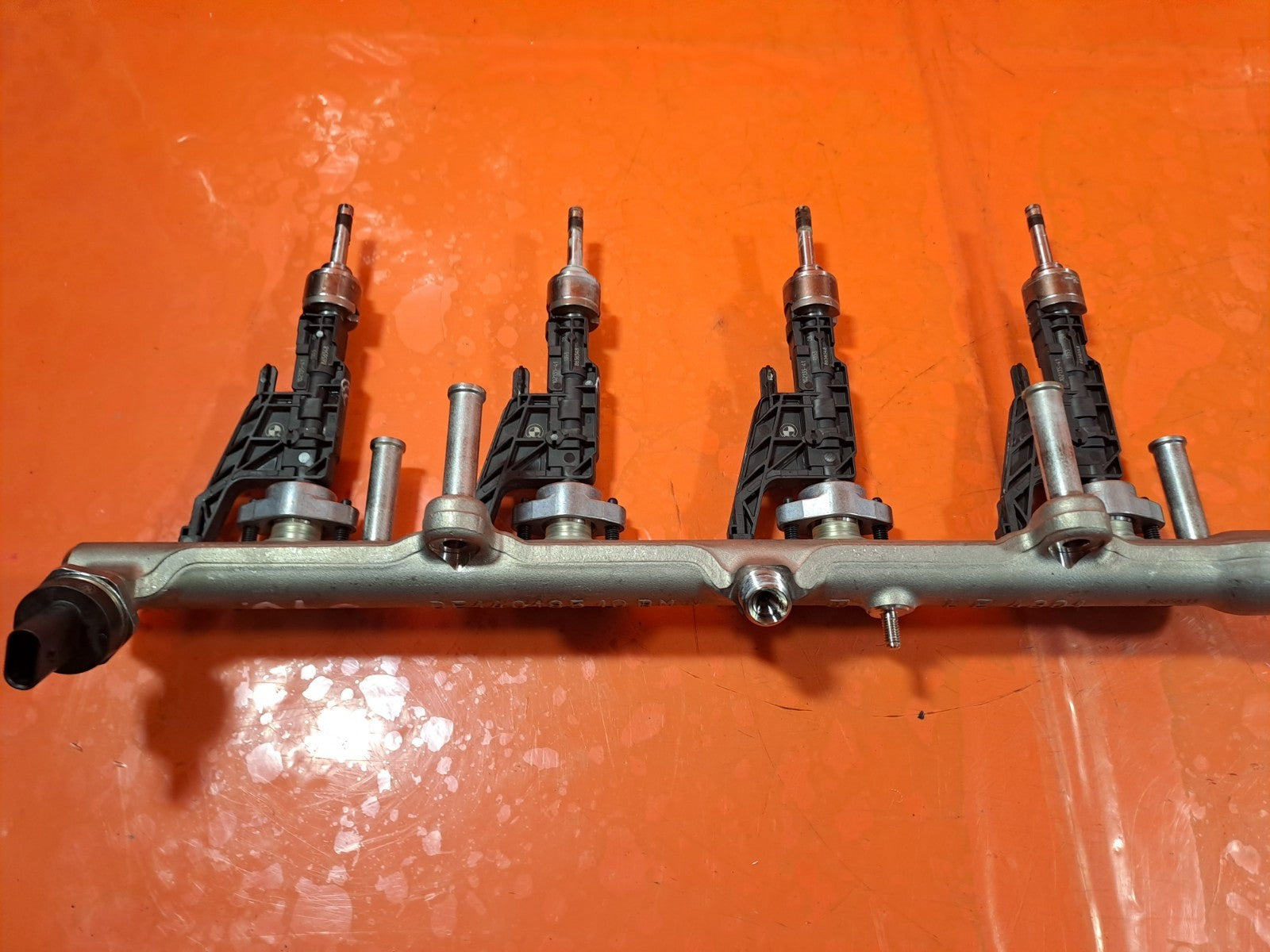 ✅BMW G20 330E 2.0 PETROL 2023 FUEL RAIL WITH INJECTORS 8665633 8656548 Warranty - Image 5