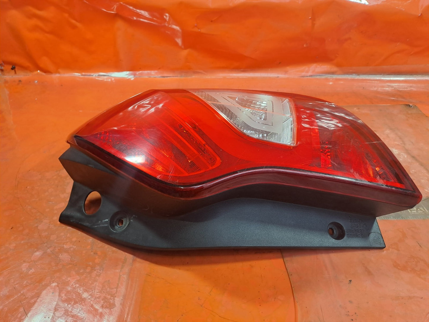 ebay-src:https://i.ebayimg.com/00/s/mtiwmfgxnjaw/z/yt4aaeswiqhponff/$_57.jpg
