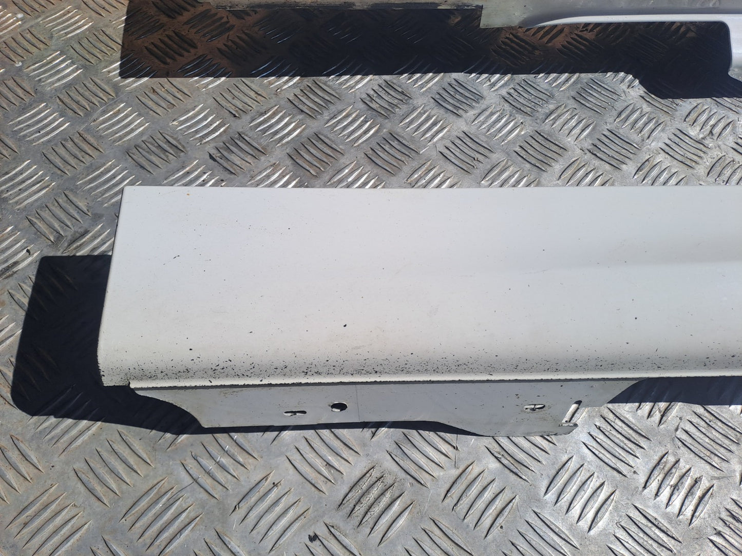 ✅BMW F21 118I M 1.6 PETROL 2015 SIDE SILL SKIRTS PAIR WHITE Warranty A298 - Image 5