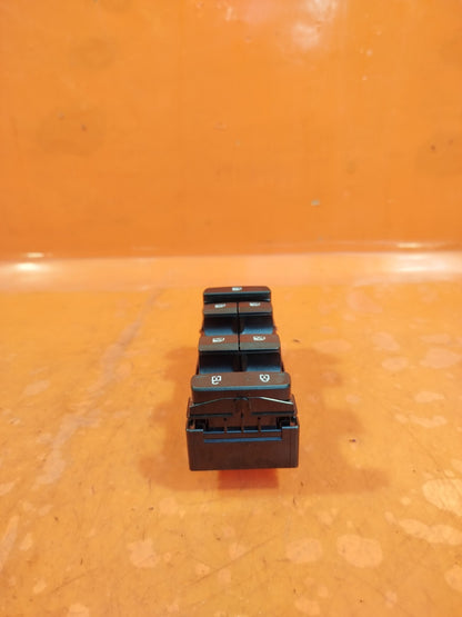 ✅Hyundai Tucson MK4 Ultimate 2023 1.6 Petrol FRONT RIGHT WINDOW CONTROL SWITCH - Image 8