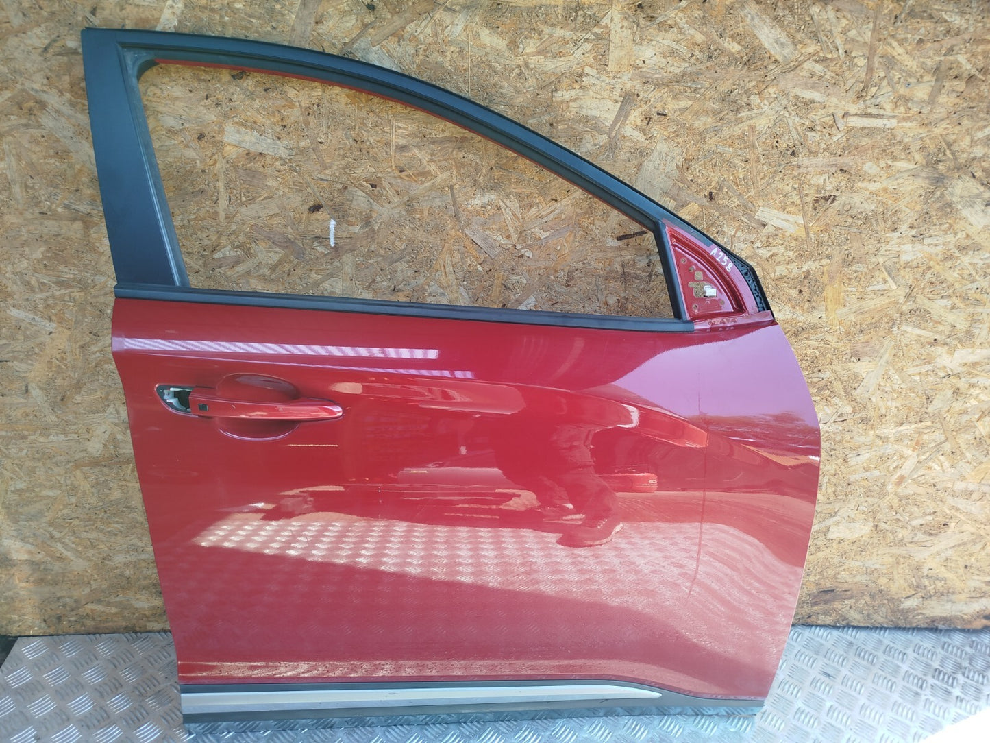 ✅HYUNDAI KONA 1.0 PETROL 2019 FRONT RIGHT DOOR RED Warranty A258 - Image 1