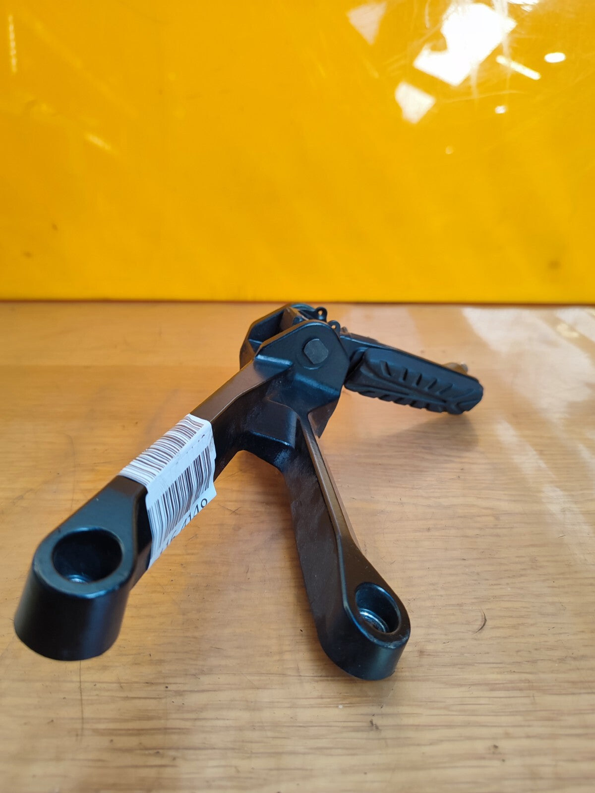 ✅KTM RC125 Petrol 2023 Rear Right Foot Rest Peg Holder + Warranty A116 - Image 4