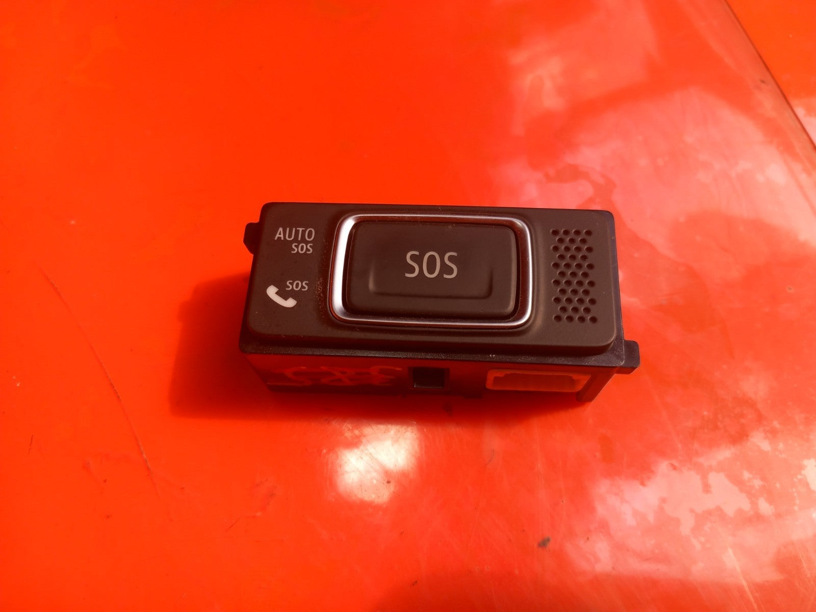 Renault Captur 1.6 Petrol 2023 Sos Button Switch 253B02980R Warranty A392 - Image 2