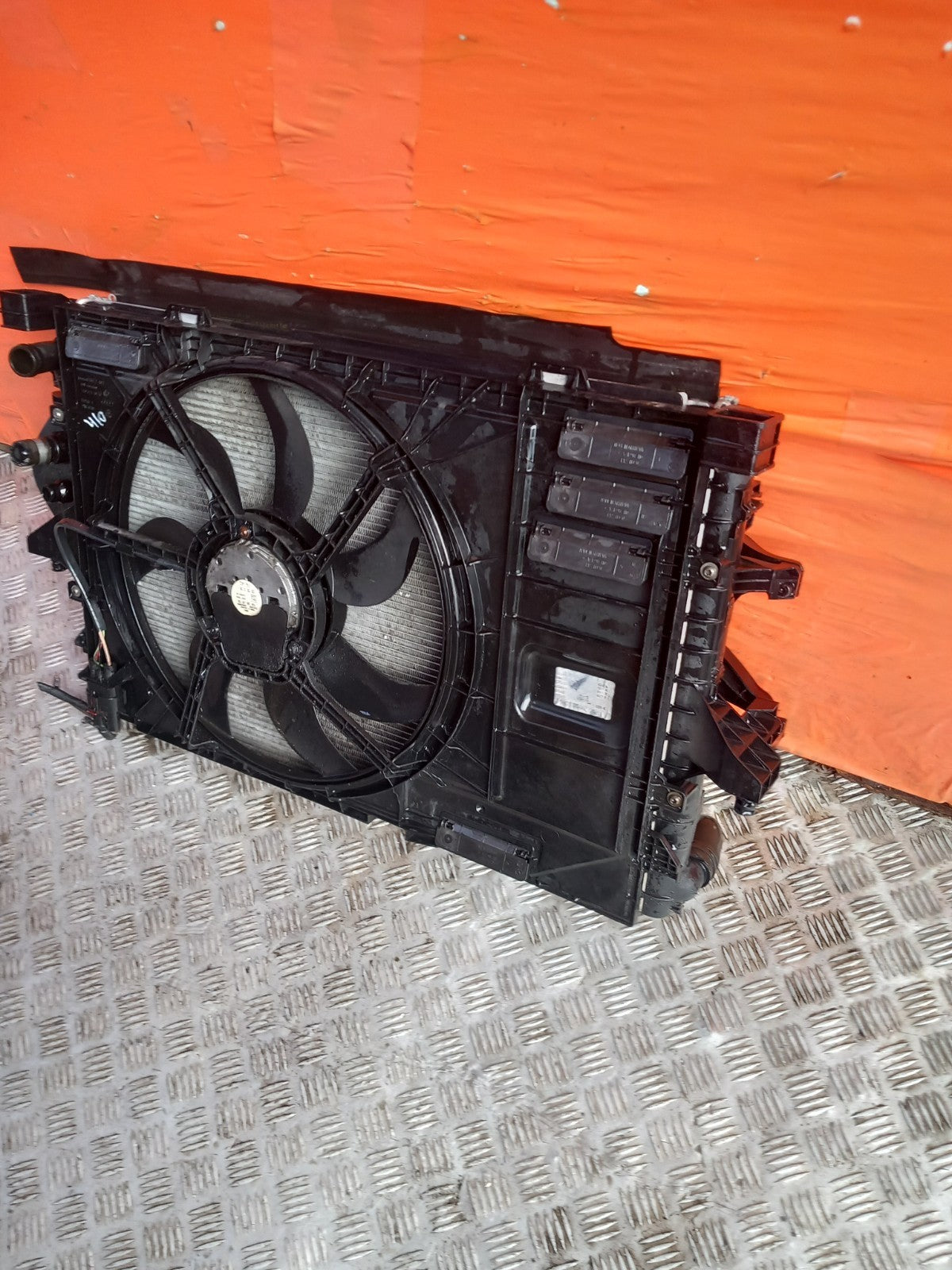 2021 VW Transporter T30 Radiator Rad Pack 7E0121207D Warranty A410 - Image 3