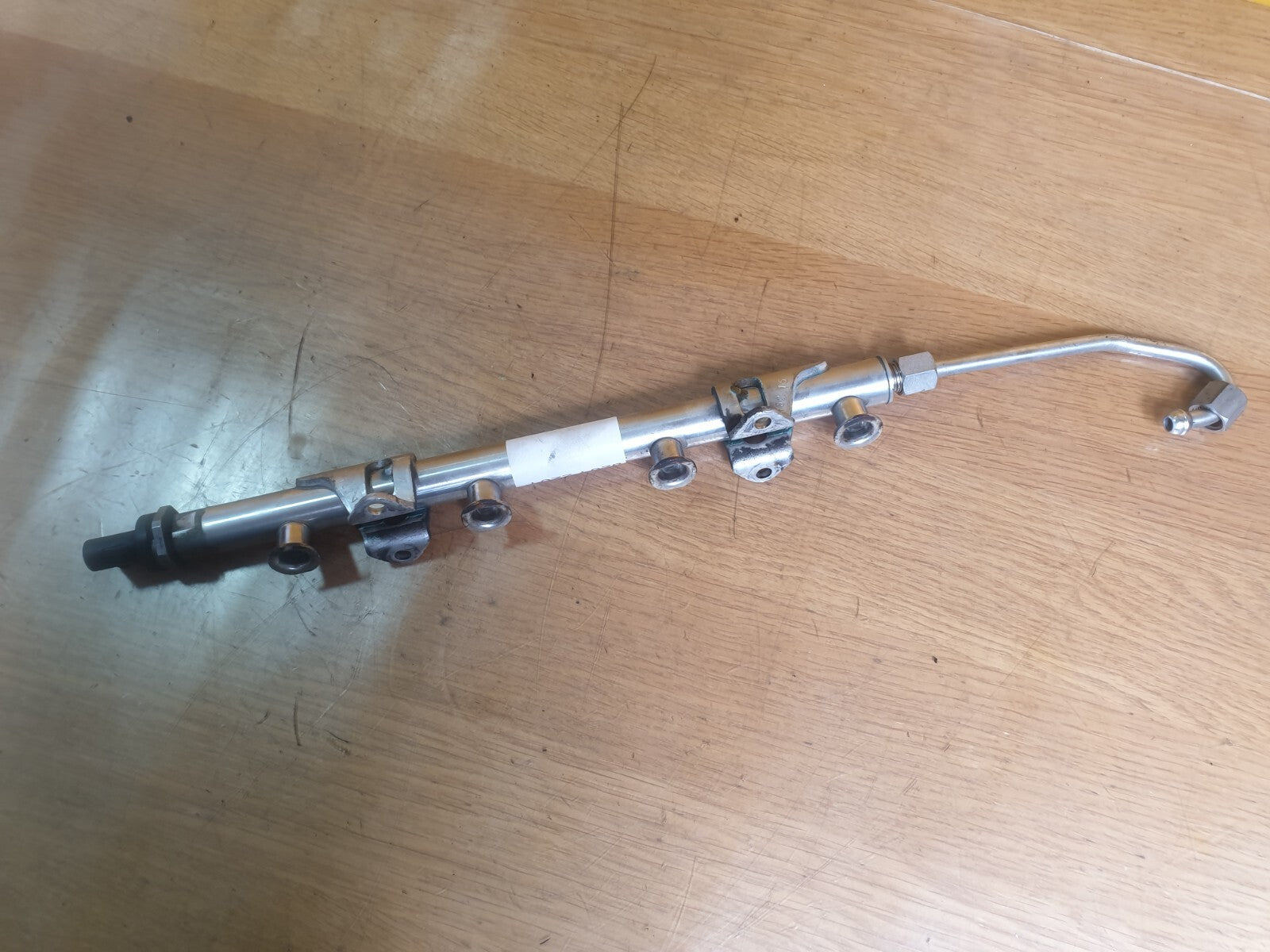 ✅AUDI A3 E-TRON 1.4 PETROL 2015 FUEL RAIL 04E133320D Warranty A204 - Image 6