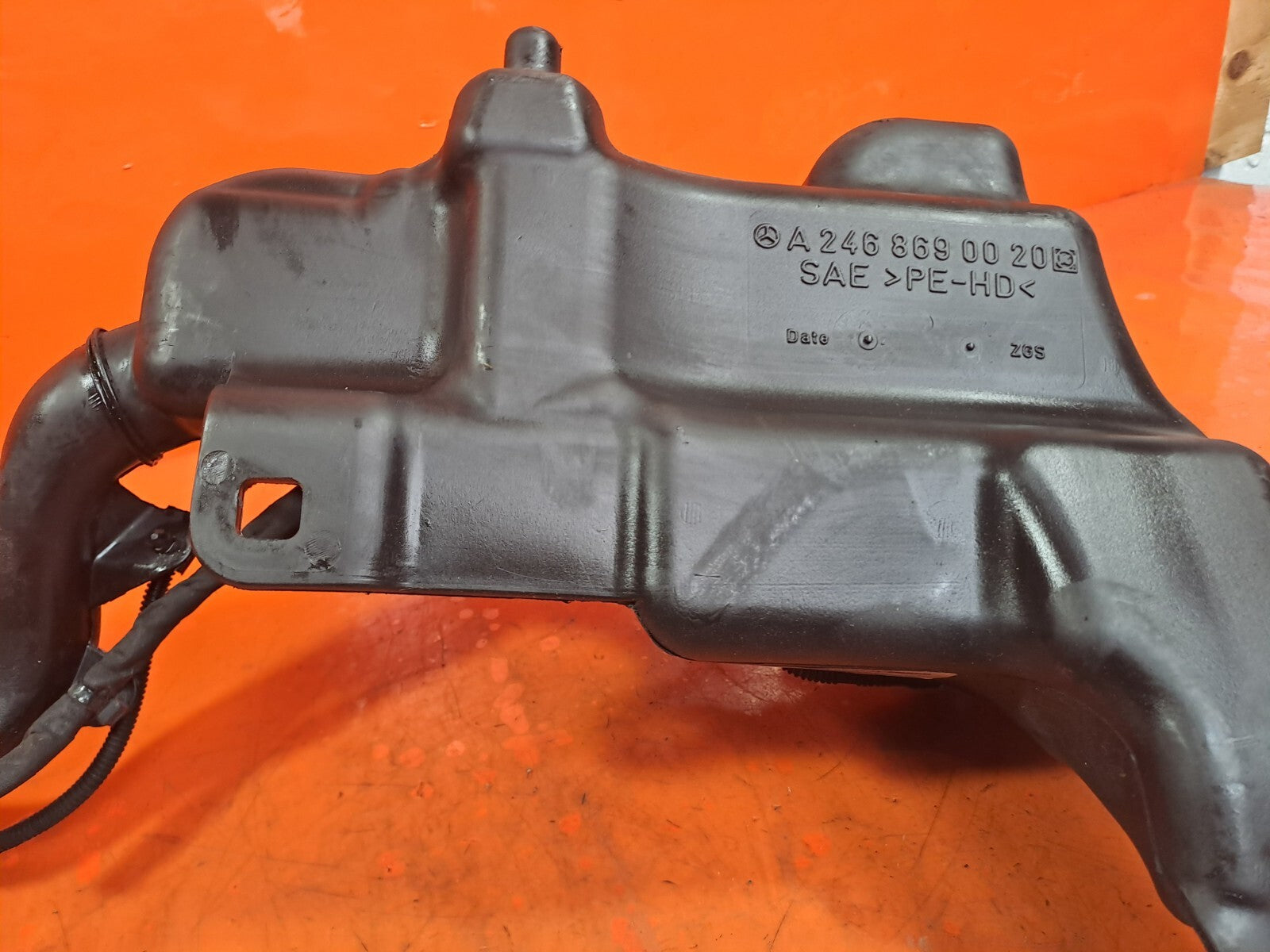 ✅Mercedes W176 A180 1.5 Diesel 2015 WINDSCREEN WASHER BOTTLE FLUID TANK A235 - Image 9