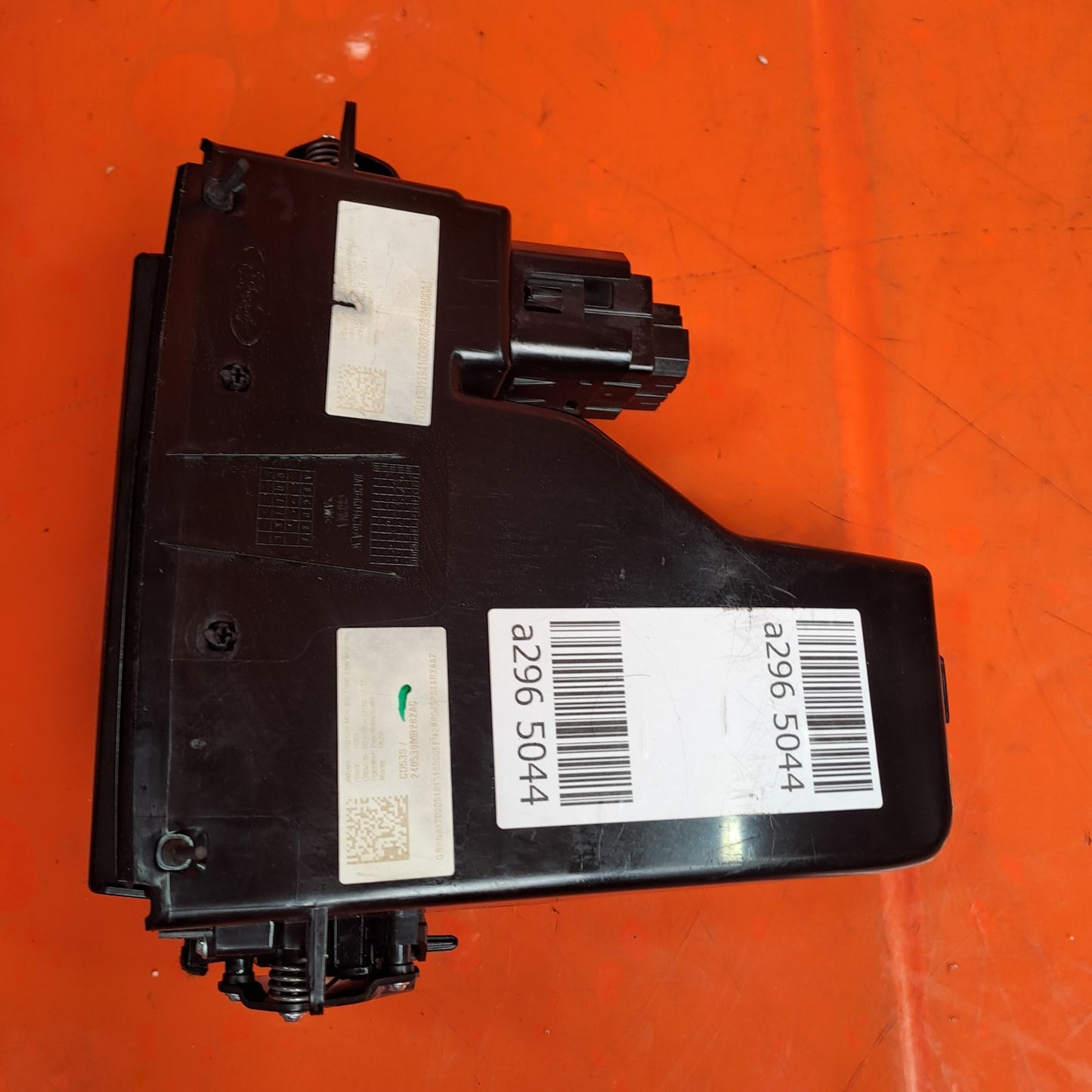 ✅Ford Galaxy Zetec 2017 2.0 Diesel Ashtray&USB Port Input Socket EM2B-R061A07-AB - Image 10