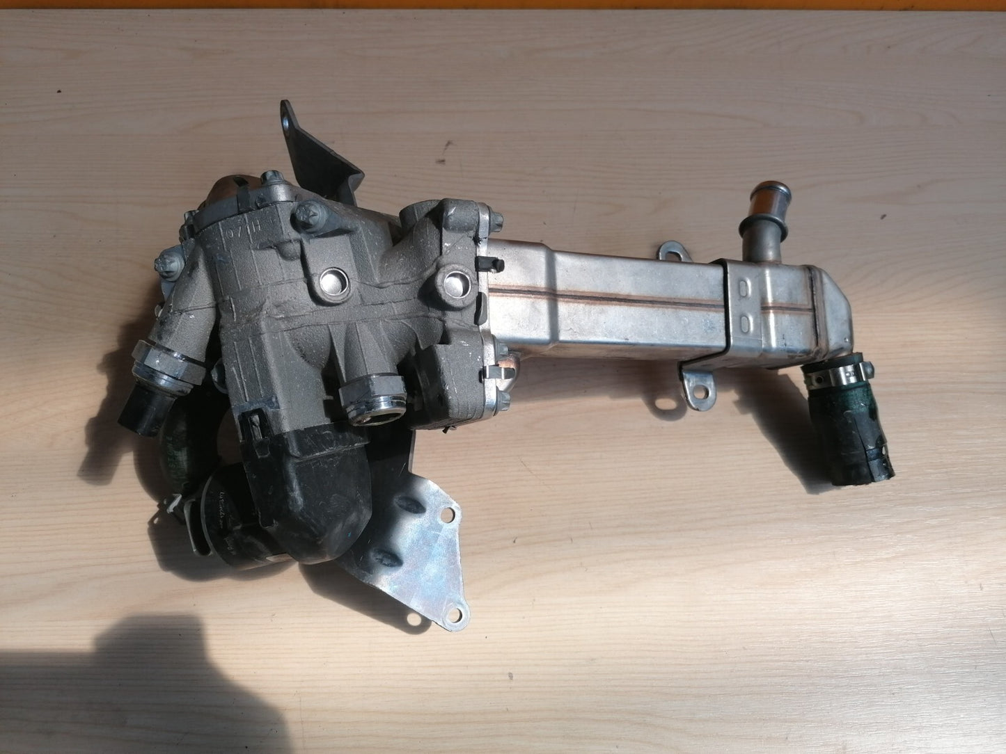 MERCEDES C200 W205 AMG 2.0 PETROL 2015 EGR VALVE COOLER A2741421340 A048 - Image 3