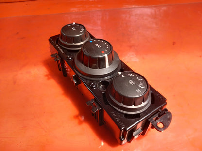 2021 Mercedes W415 Citan Air Con Heater Climate Control Unit 275103428R A399 - Image 2