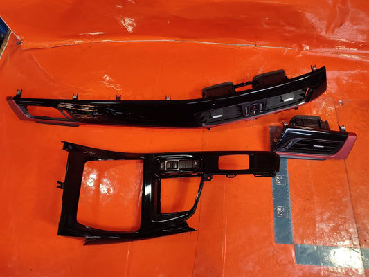 ✅BMW X1 F48 2.0 PETROL 2018 AIR VENT DASHBOARD TRIM & CENTRE CONSOLE TRIM A303 - Image 2