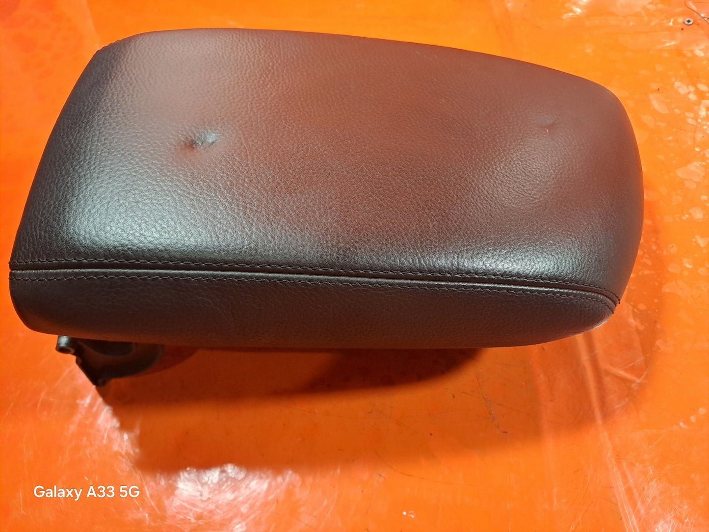 ✅BMW F23 218D 2.0 DIESEL 2019 CENTRE CONSOLE LEATHER ARMREST Warranty A344 - Image 9