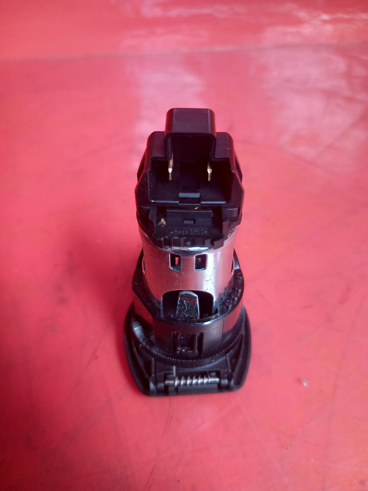 ebay-src:https://i.ebayimg.com/00/s/mtywmfgxmjaw/z/l~maaeswjgrqfx0o/$_57.jpg