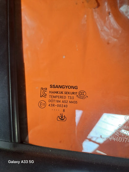 ✅SSANGYONG KORANDO LE 2.2 DIESEL 2018 FRONT RIGHT BARE DOOR GREY Warranty A288 - Image 7