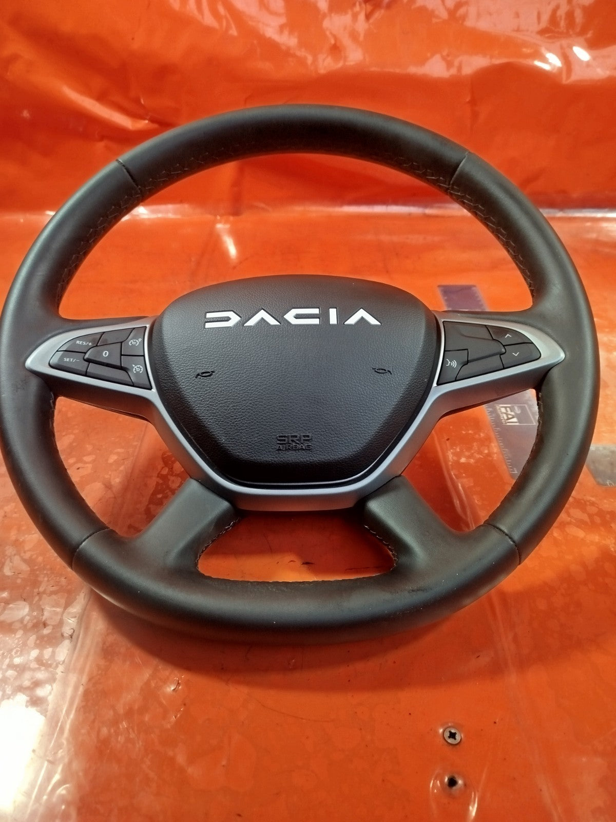 ✅2024 DACIA DUSTER JOURNEY 1.3P STEERING WHEEL + WARRANTY A364 - Image 1