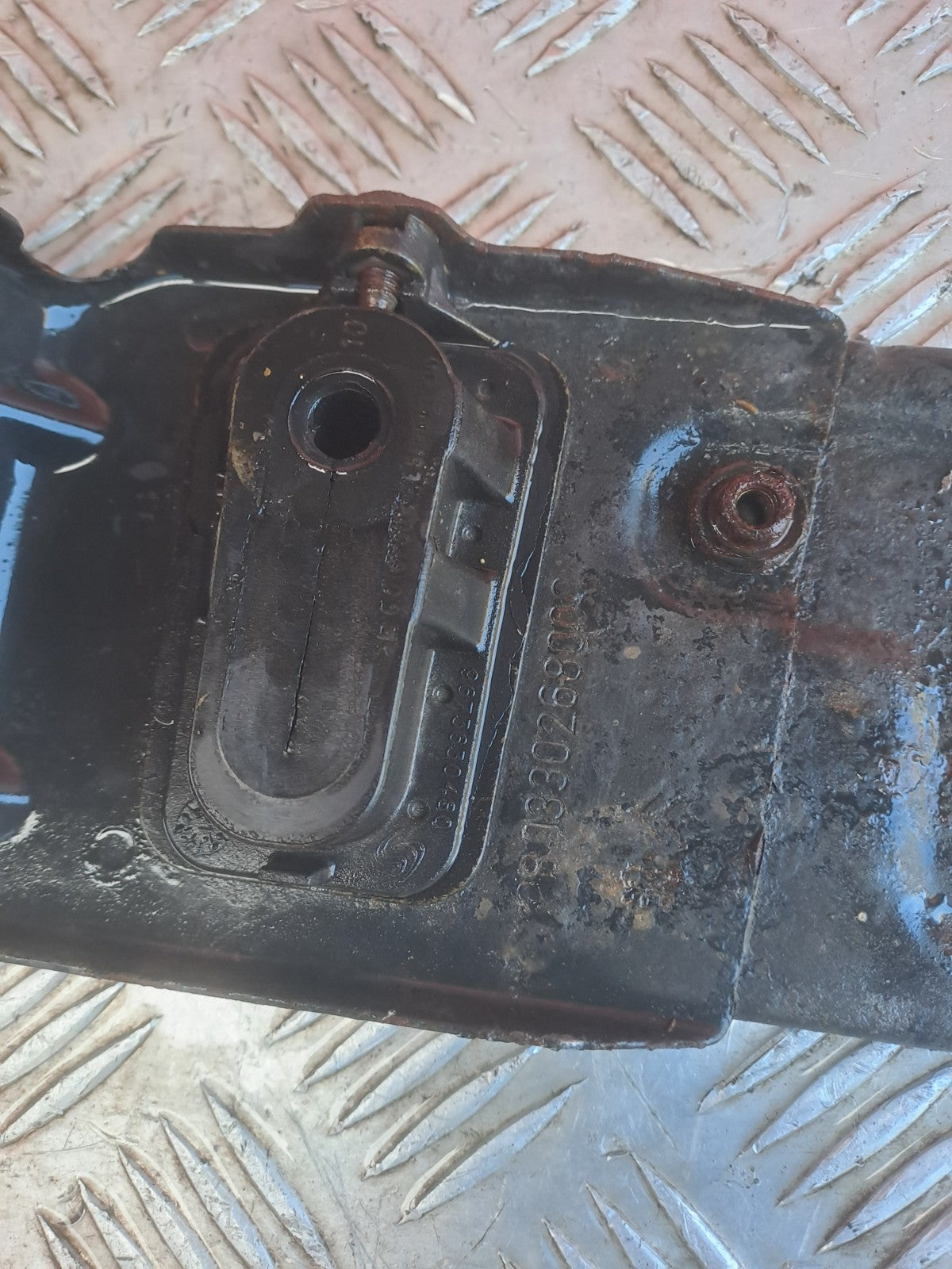 2022 Peugeot Partner K9 Lower Radiator Support Bracket Warranty A419 - Image 10