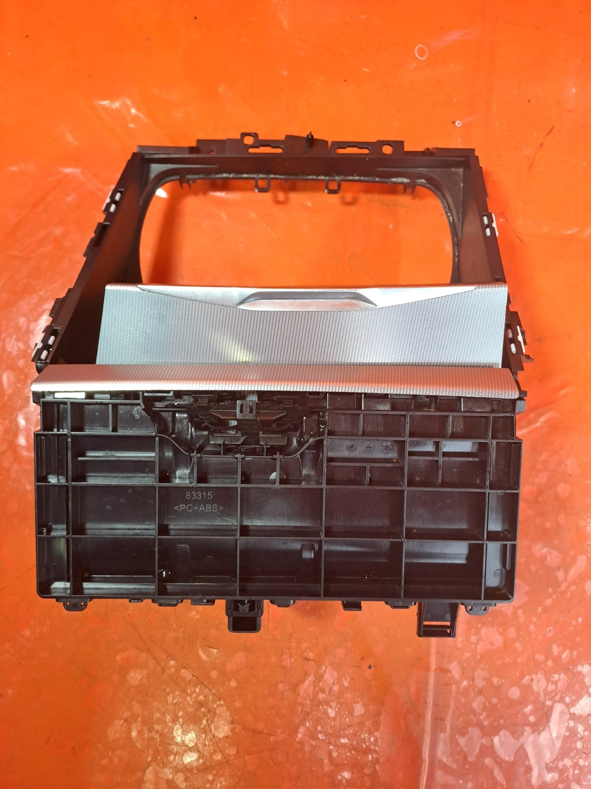 ✅2023 BMW 3 SERIES G20 CENTRE CONSOLE STORAGE COMPARTMENT 5A55208 +WARRANTY A340 - Image 8