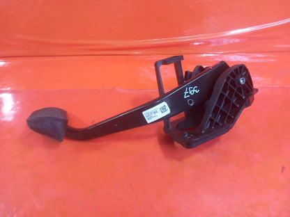2025 Mercedes GLE W167 AMG Brake Pedal A1672902000 Warranty A397 - Image 3