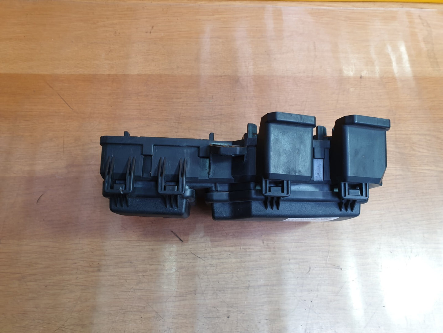 ✅2022 RANGE ROVER EVOQUE L551 1.5 PETROL HYBRID FUSE BOX M8D214A073AA + WARRANTY - Image 4