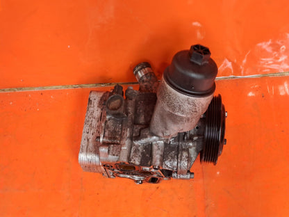 ✅2016 SSANGYONG TIVOLI ElX 1.6D WATER PUMP OIL FILTER HOUSING A6731800065 A279 - Image 1