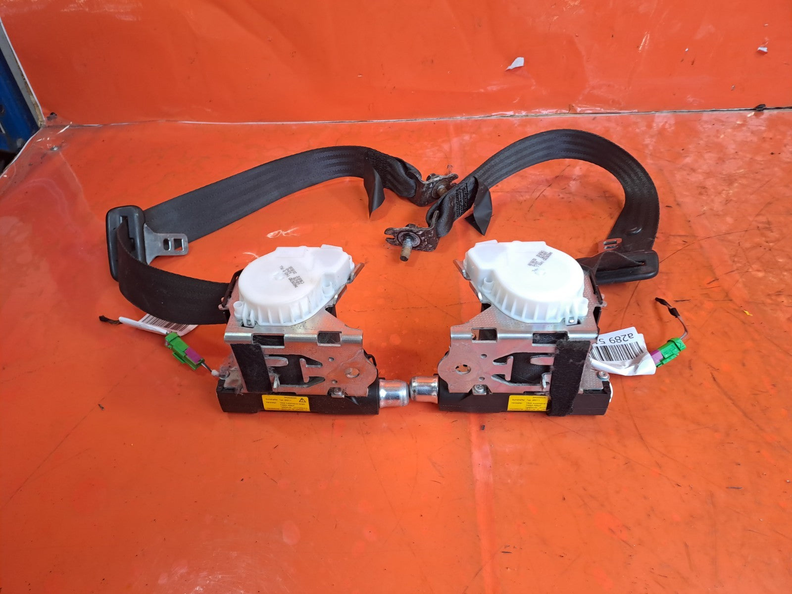 ✅Volvo Xc60 Se Awd 2012 2.4 Diesel REAR SEAT BELTS 34033923C 34031073D 34031072D - Image 1